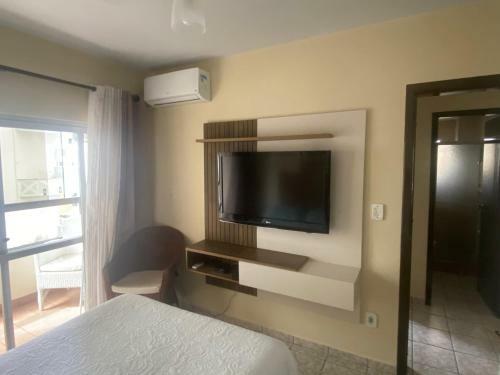 Apartamento Av. Brasil A 50m Do Mar
