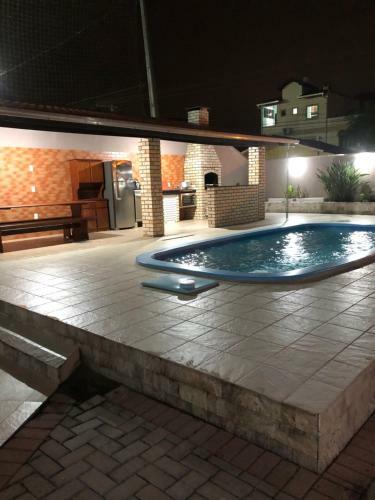Casa Com Piscina Balne�rio Cambori�