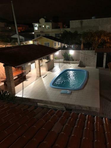 Casa Com Piscina Balne�rio Cambori�