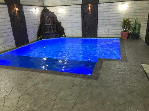 Casa Com Piscina Em Balne�rio Cambori�