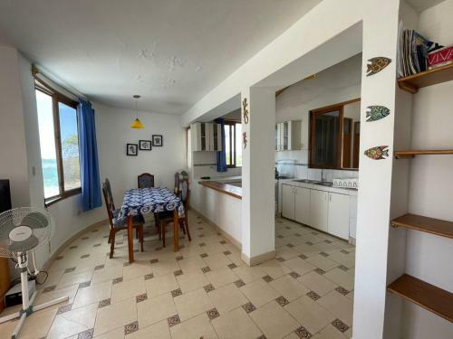 Hogar En Punta Sal - Casa De Playa