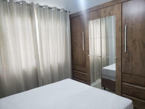 100 M Da Praia Central, Apartamento Com Ar-condicionado E Garagem!