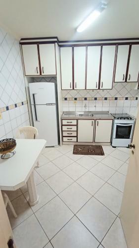Apartamento Balne�rio Cambori� Centro