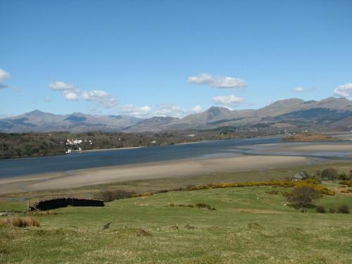 Bed & Breakfast Gwrach Ynys Country Guest House