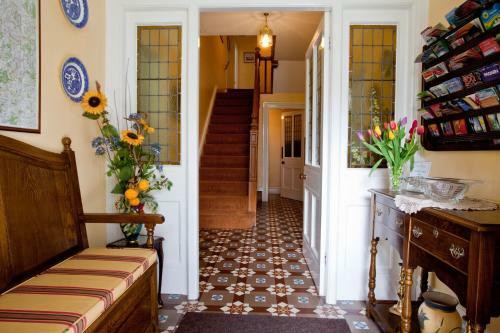 Bed & Breakfast Gwrach Ynys Country Guest House