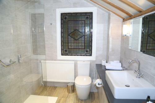 Hostal The Old Railway Station