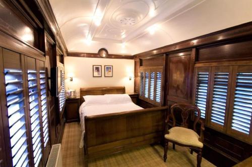 Hostal The Old Railway Station