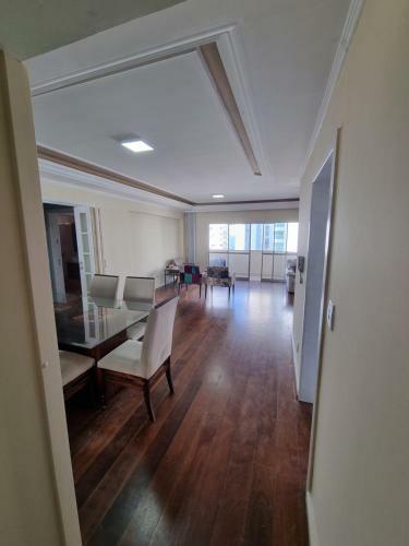 Apartamento Apto Av Brasil Quadra Mar
