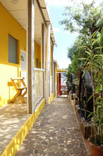 Albergue Las Casitas Hostal-ataco