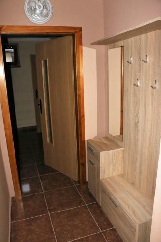 Apartamento Ubytovanie Tri Ru?e