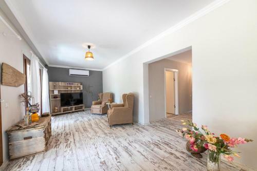 Villa Enchanting House With Impressive Interior Design Surrounded By Nature In Bodrum