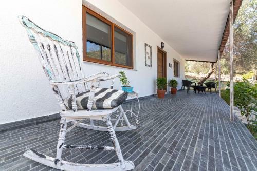 Villa Enchanting House With Impressive Interior Design Surrounded By Nature In Bodrum