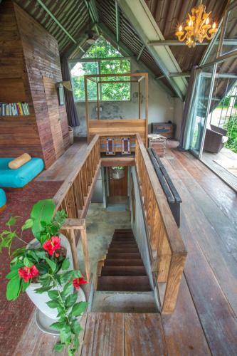 Hotel Breathe Healing & Wellness