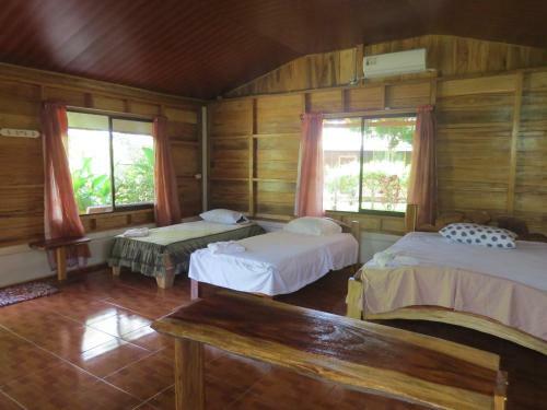 Poponjoche Lodge Ca�o Negro