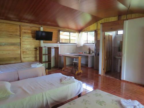 Poponjoche Lodge Ca�o Negro