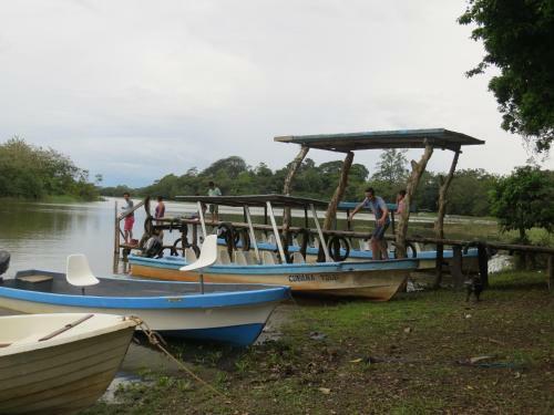 Poponjoche Lodge Ca�o Negro