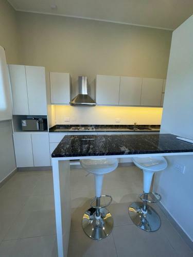 Apartamento Monoambiente A Estrenar Con Jardin Y Pileta Privada!!!