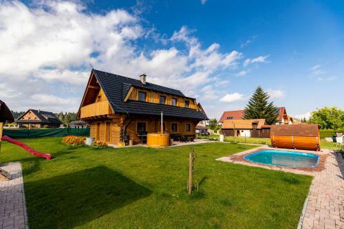 Ski & Hiking Apartments