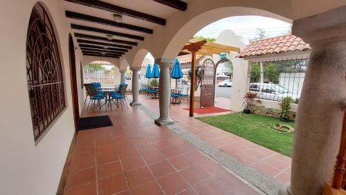 Hotel Voyager Manta