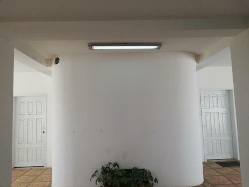 Apartamento Suites Y Habitaciones En Edificaci�n Amaralto