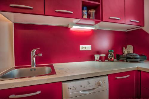 Apartment Pod Velbi