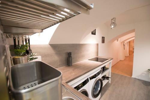 The Maze Apartment