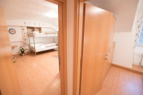The Maze Apartment