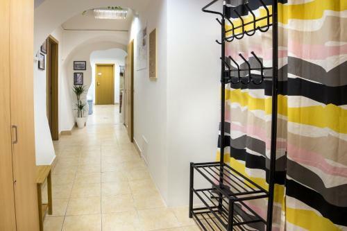 The Maze Apartment