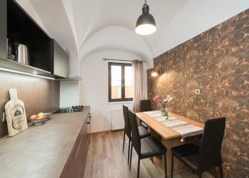 Royal Vega Apartment