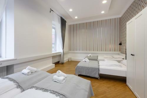 Albergue Royal Rooms***