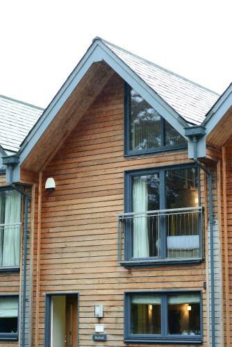 Lodge Northbrook Park Mews