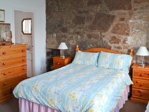 Dolphin Cottage
