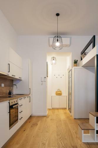 Cosy Friday - Stylish Apartment In ?i?ka