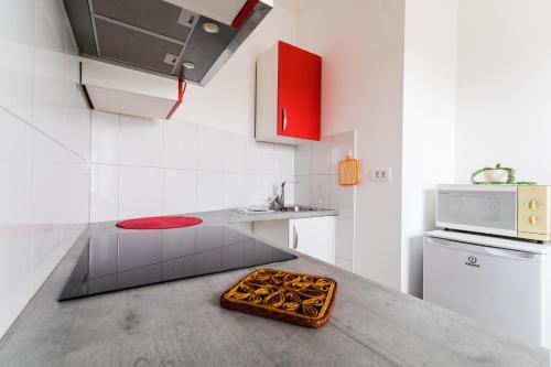 Sunny Villa Apartments