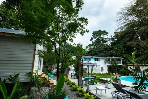 Angeli Gardens Boutique Hotel