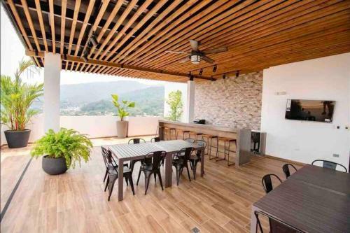 Pool Apartment With Panoramic Views Sps