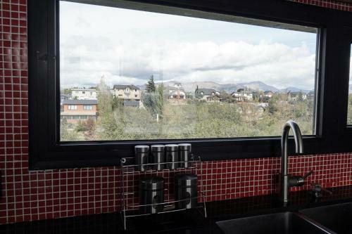 Casa Moderna Con Vista Al Lago