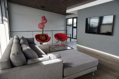 Casa Moderna Con Vista Al Lago