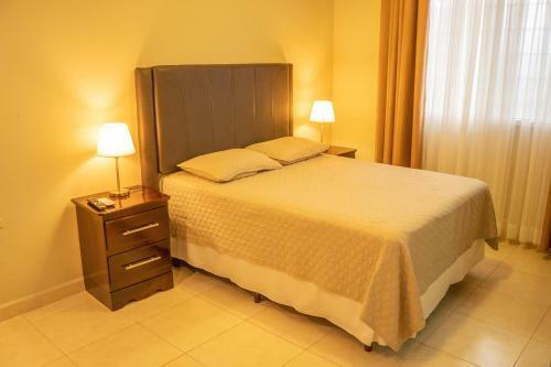 Hotel Orquidea Limon Suites