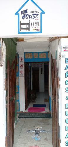Albergue Blue House Hostal