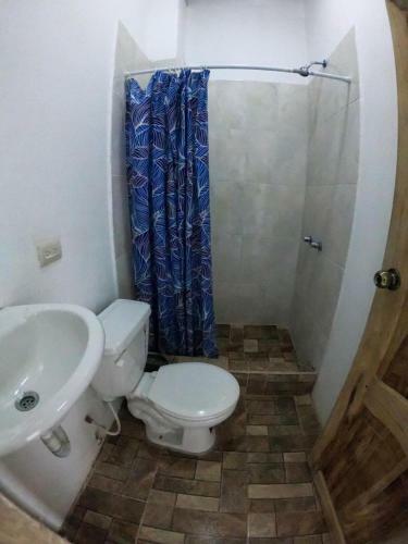 Albergue Iguana Beach House