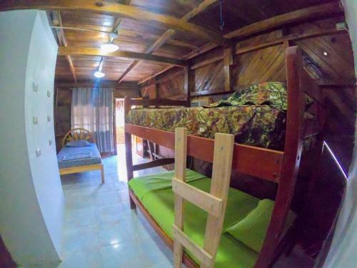 Albergue Iguana Beach House