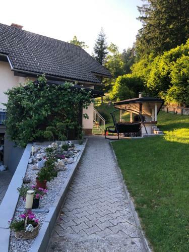 Apartamentos Savadolinka House