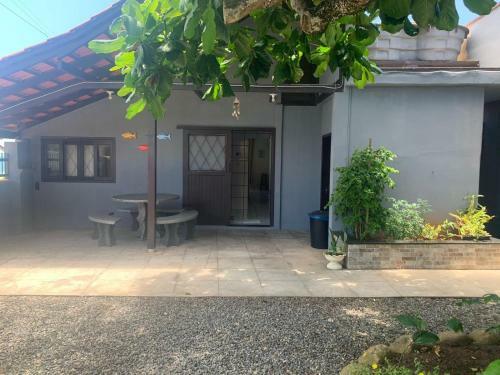 Casa de Praia - P� Na Areia - Barra Do Sul