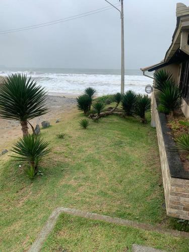 Casa de Praia - P� Na Areia - Barra Do Sul