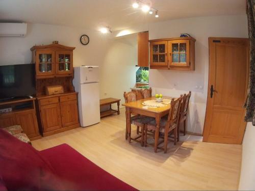 Sunny Apartment