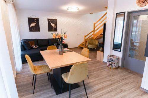 Bella Mura Golden Apartment