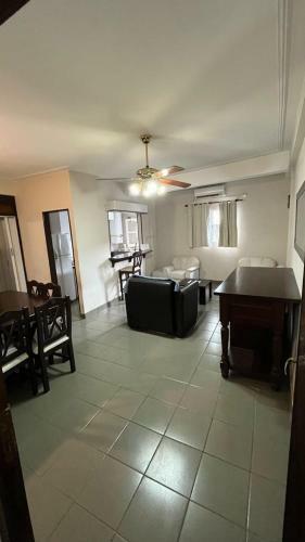 Apartamento Departamento De 2 Dormitorios En Zona Centro