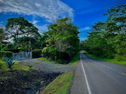 Lodge Gatuncrocs, Room With Lake & Garden Views