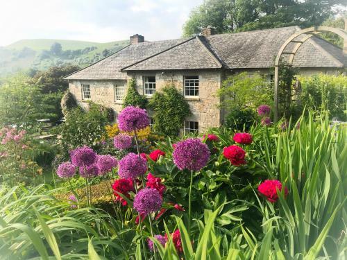 Pen-y-dyffryn Country Hotel